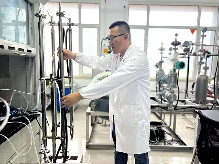 他是“八零后”化工迷——记青岛科技大学化工学院副院长崔培哲教授-社科在线