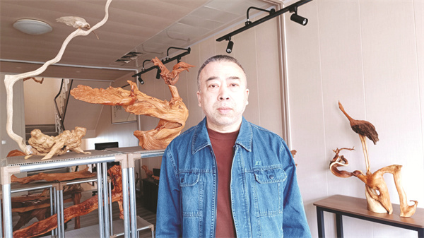 8-1 4 人生结缘 崖柏人生.jpg