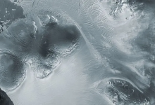 18年来，体型庞大、行事冷酷的新型罪犯一直在南极偷冰-社科在线